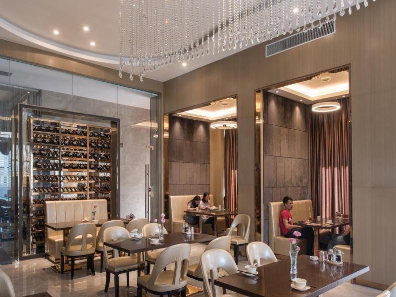 Vienna Classic Hotel Dongguan Changan Xiandai Buitenkant foto