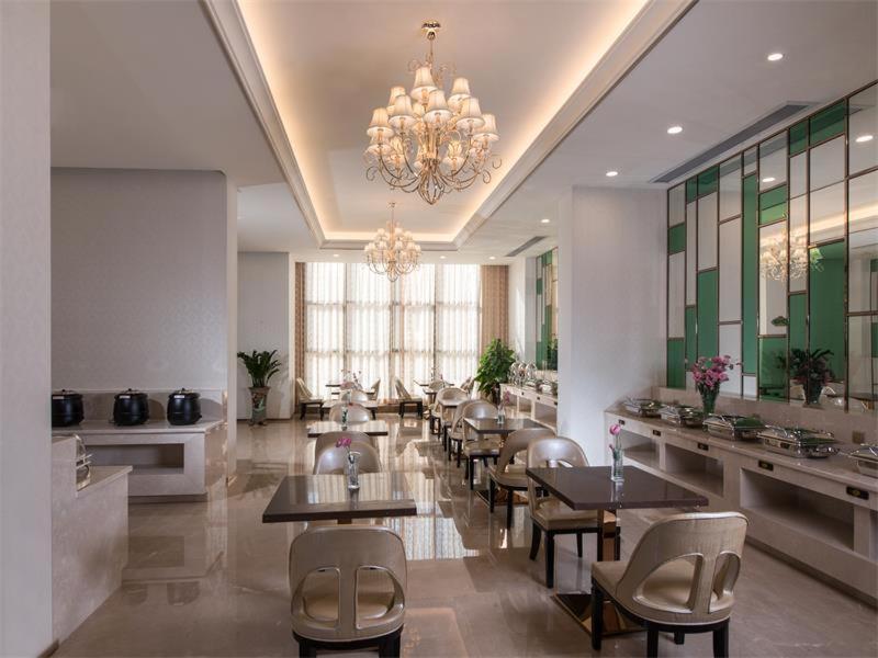 Vienna Classic Hotel Dongguan Changan Xiandai Buitenkant foto